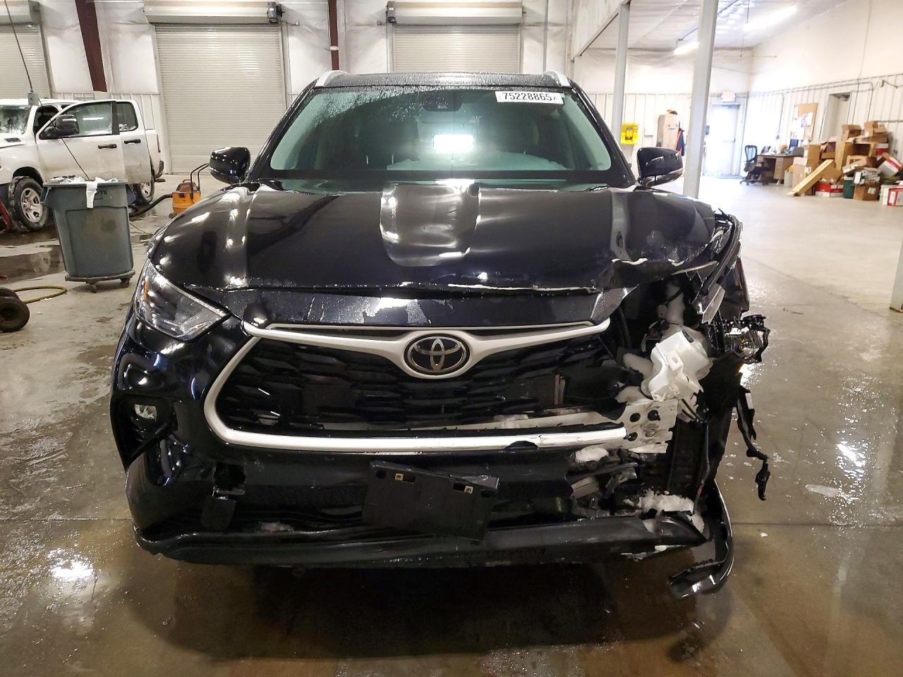Toyota Highlander Le