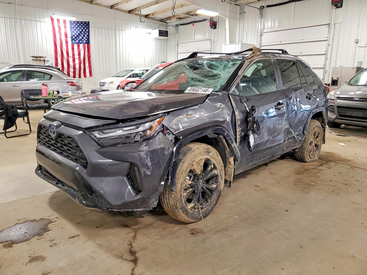 Salvage Toyota RAV4 Image