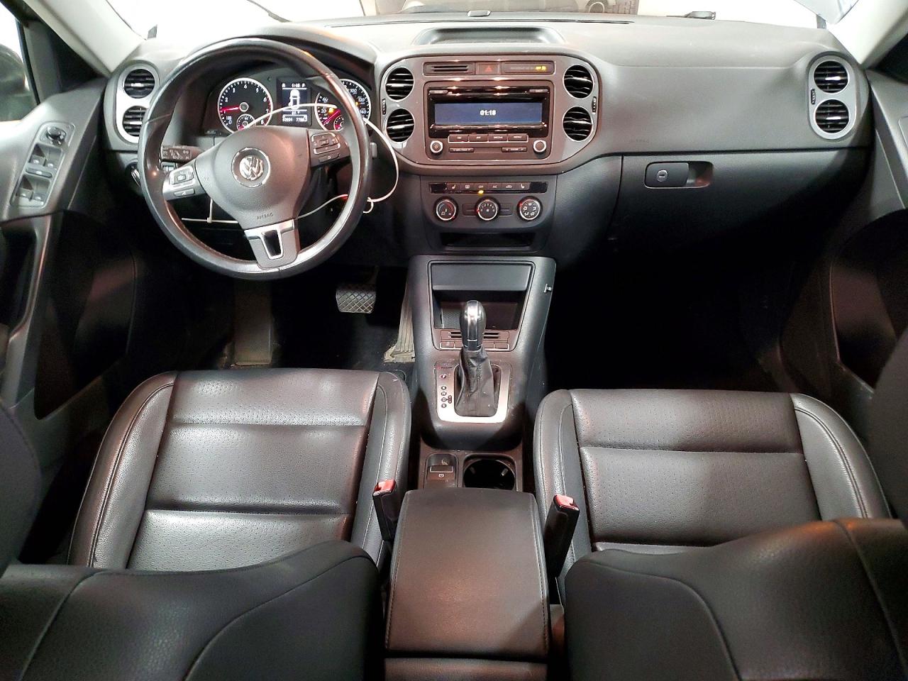 Volkswagen Tiguan S