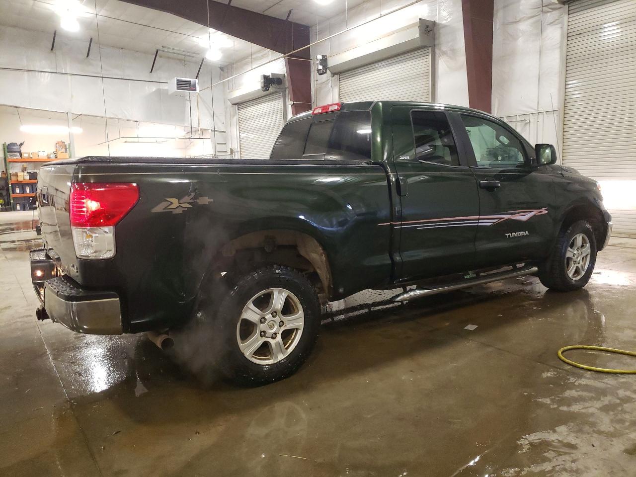 Toyota Tundra Double Cab Sr5