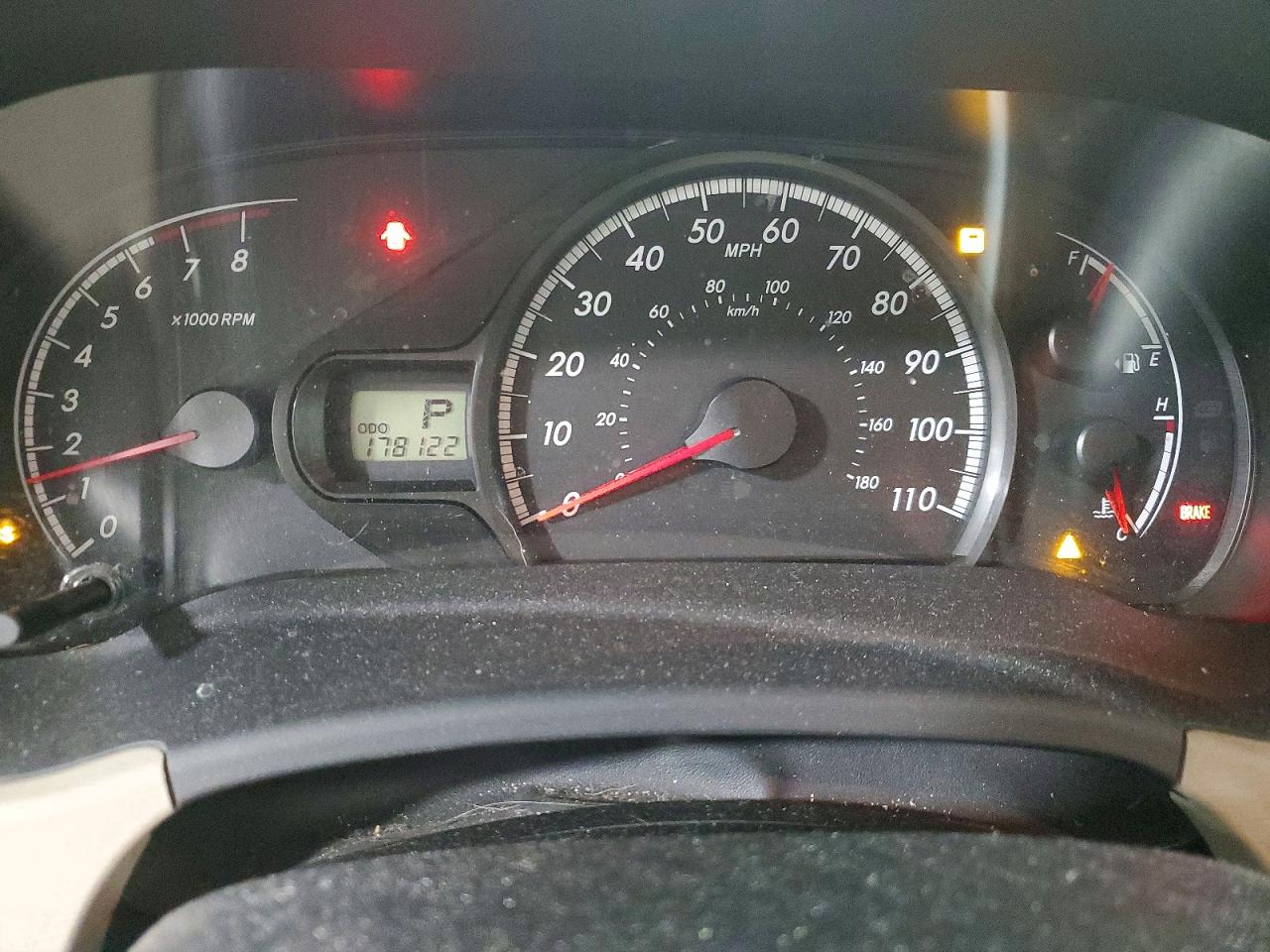Toyota Sienna Le