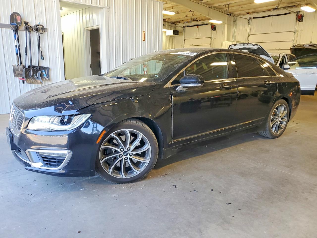 Salvage Lincoln MKZ Image