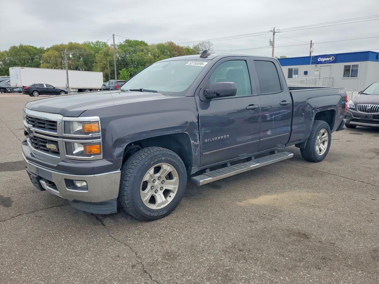 Salvage Chevrolet Silverado Image