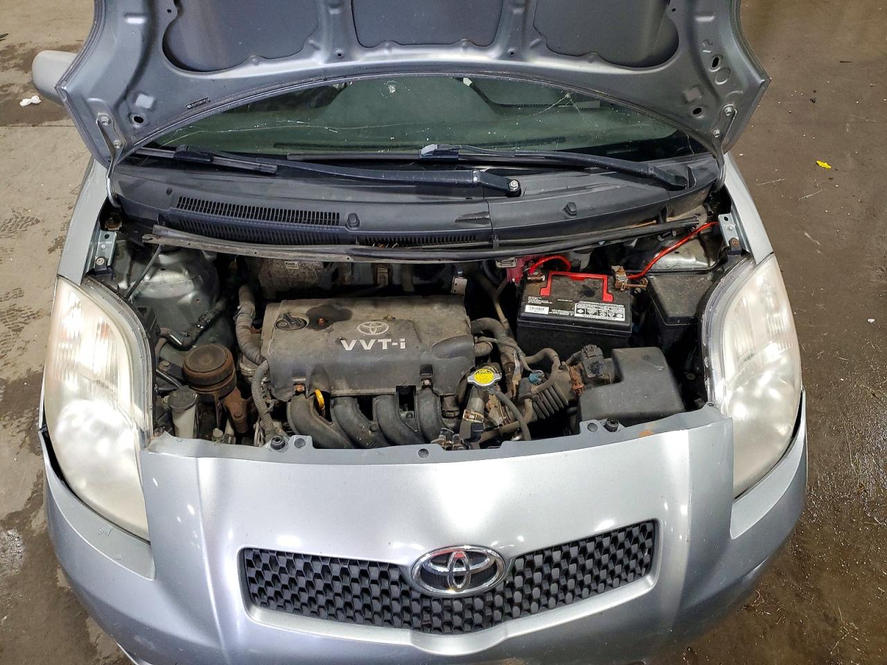 Toyota Yaris Base