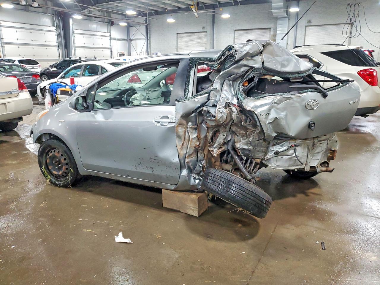 Toyota Yaris Base