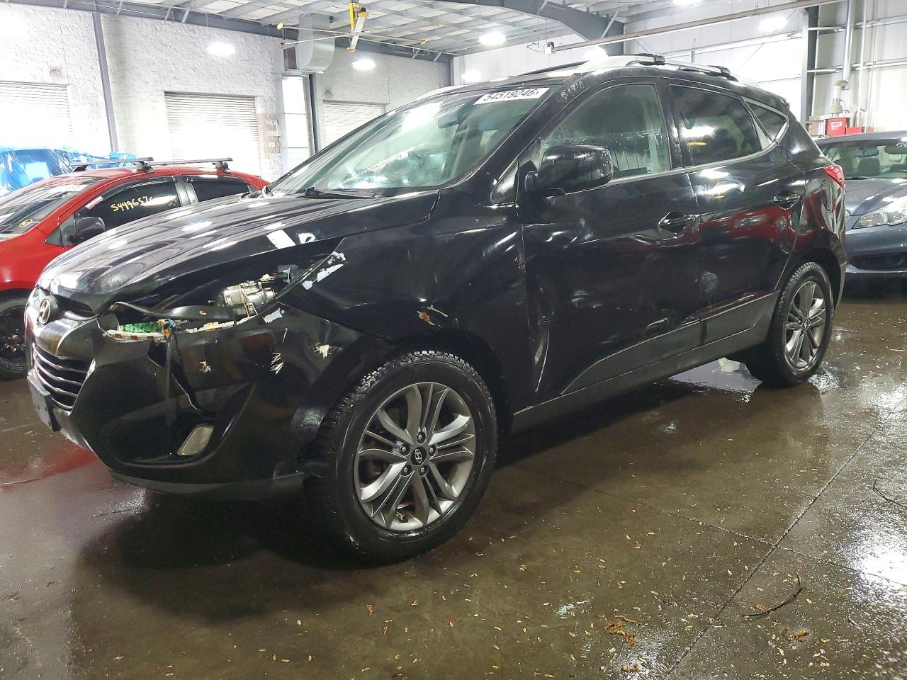 Salvage Hyundai TUCSON Image