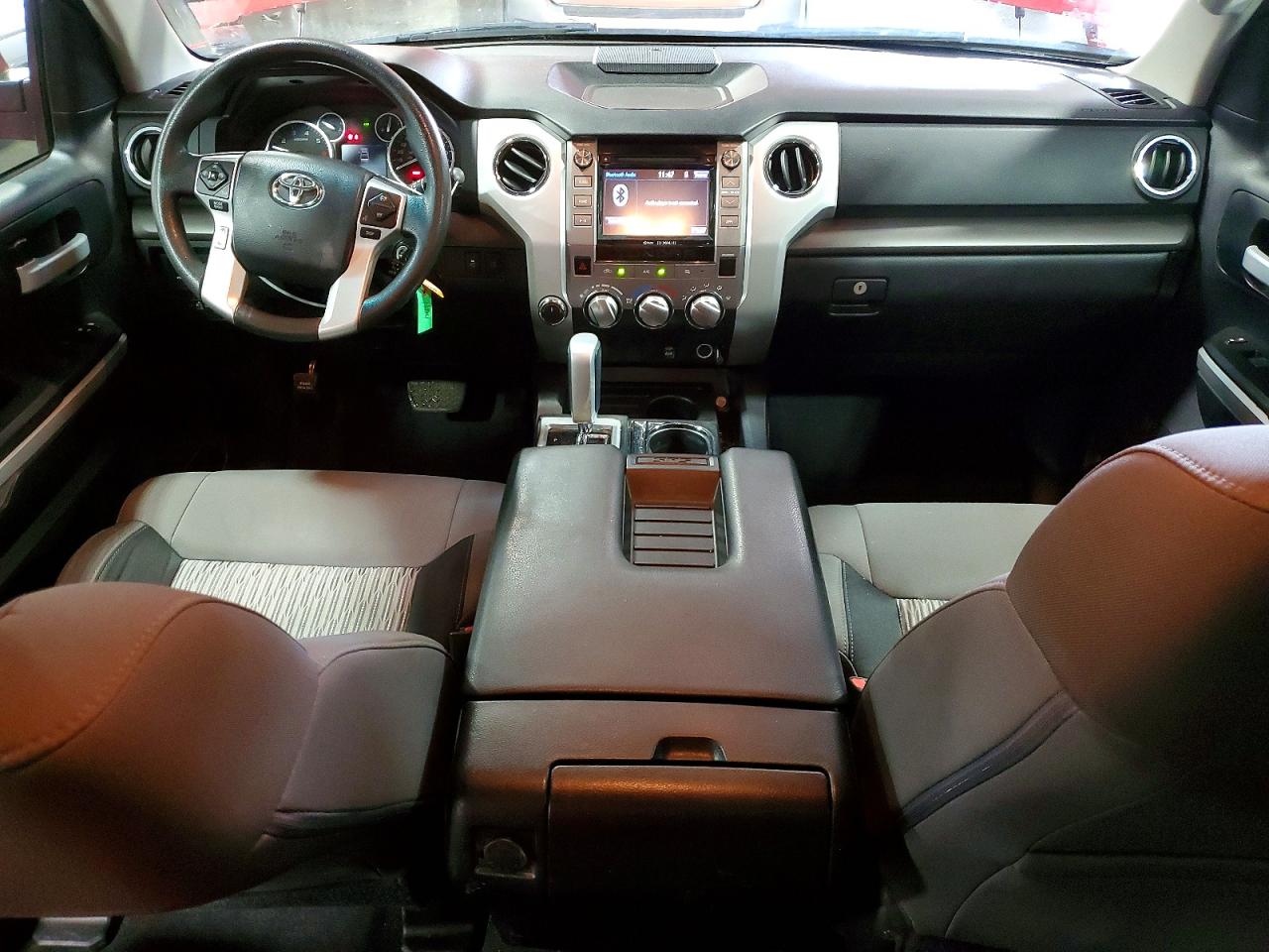 Toyota Tundra Sr5