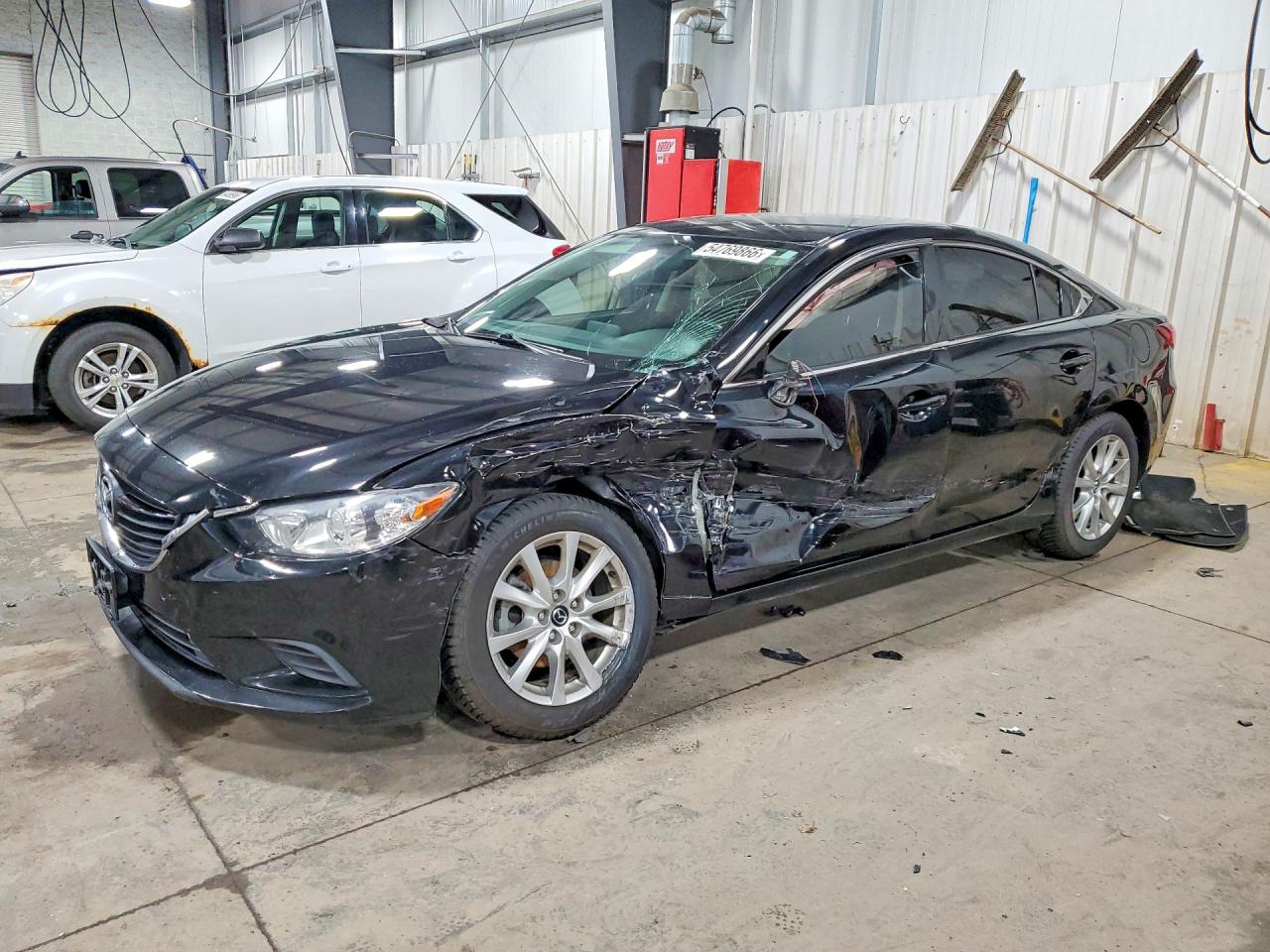 Salvage Mazda 6 Image