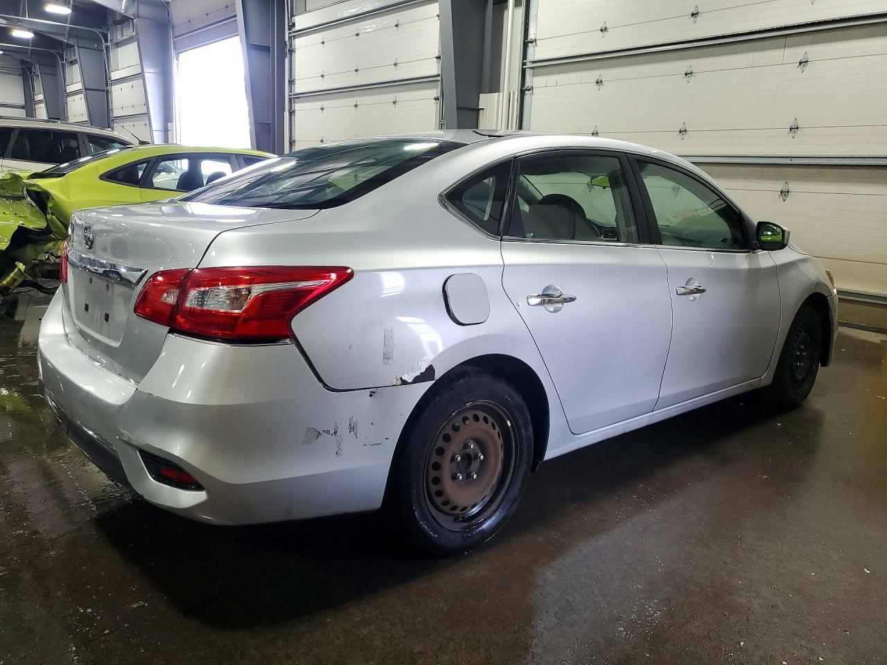 Nissan Sentra S