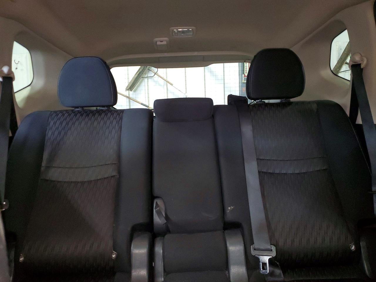 Nissan Rogue S
