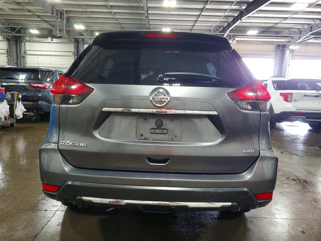 Nissan Rogue S