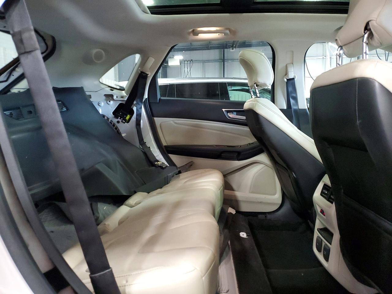 Ford Edge Titanium