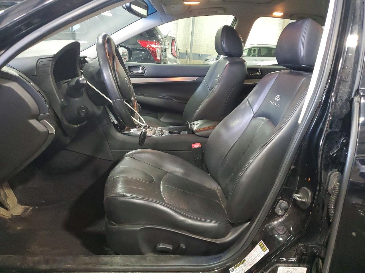 INFINITI G37 X