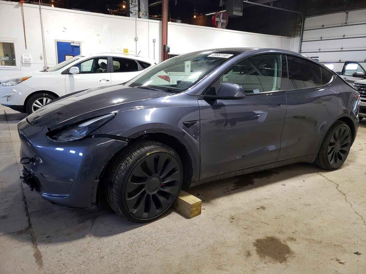 Salvage Tesla Model Y Image