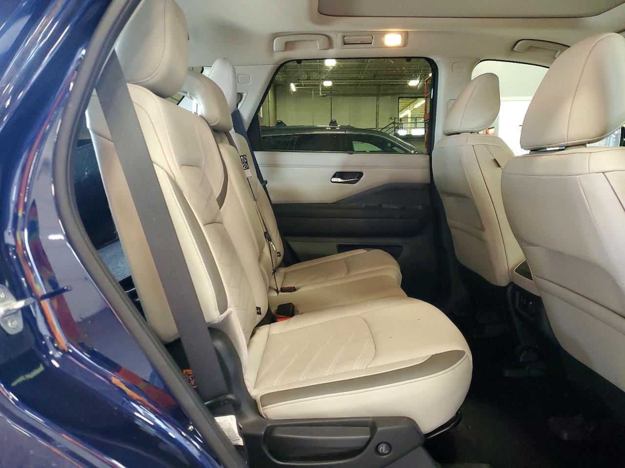 Nissan Pathfinder Platinum