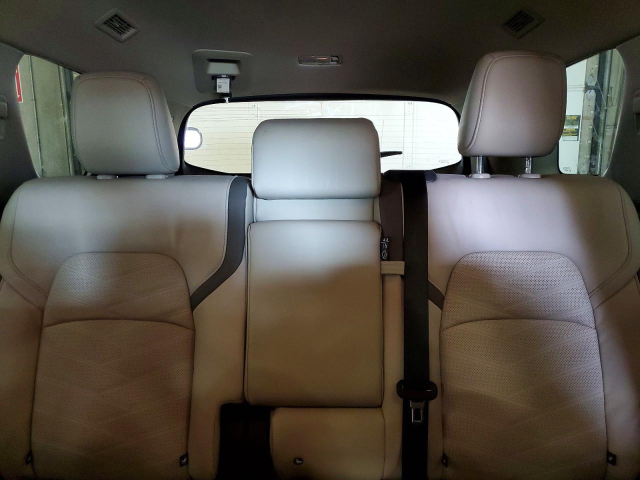 Nissan Pathfinder Platinum