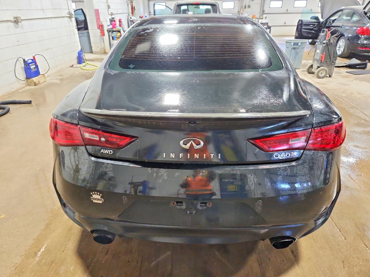 INFINITI Q60 Red Sport 400