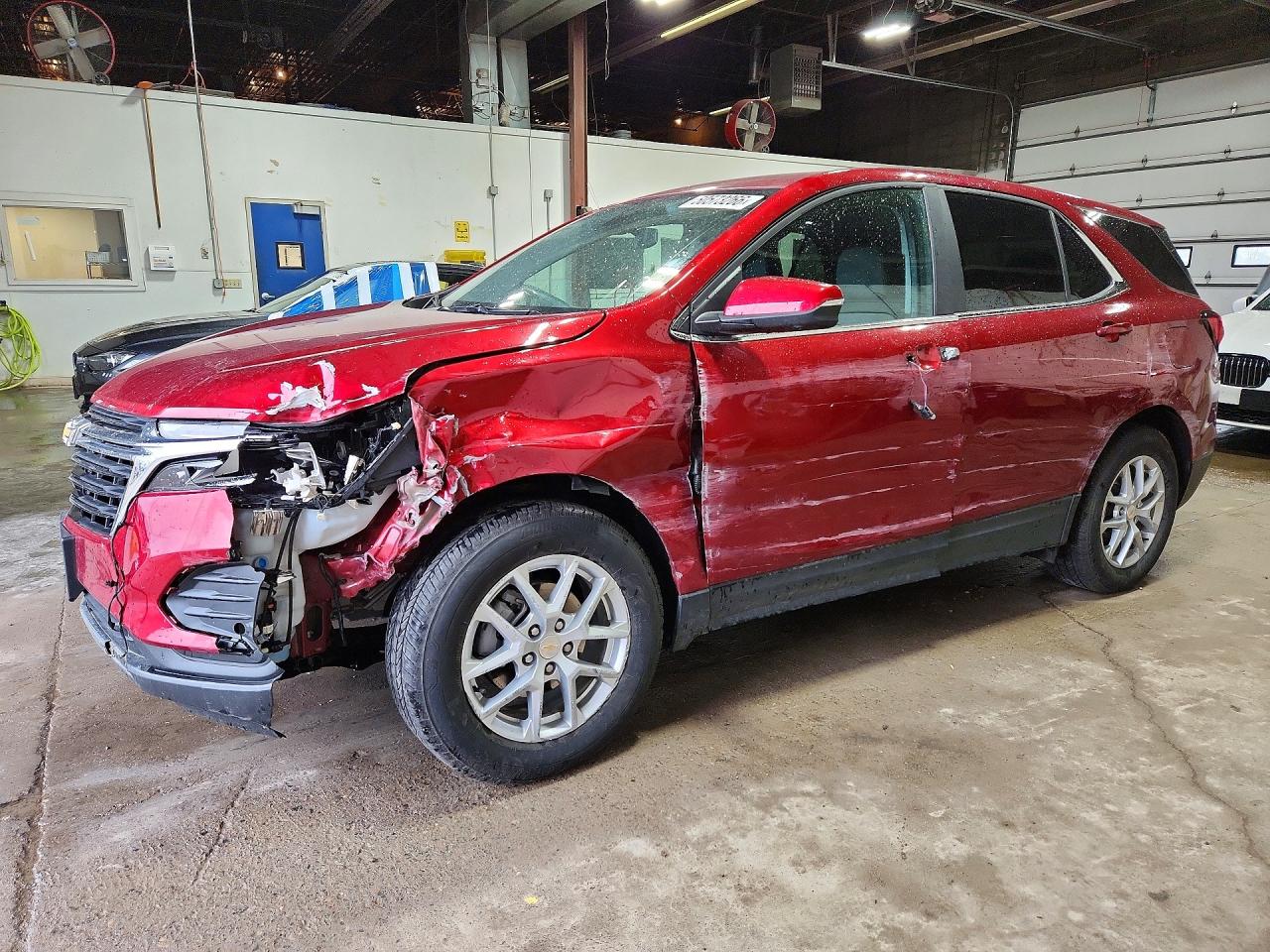 Salvage Chevrolet Equinox Image