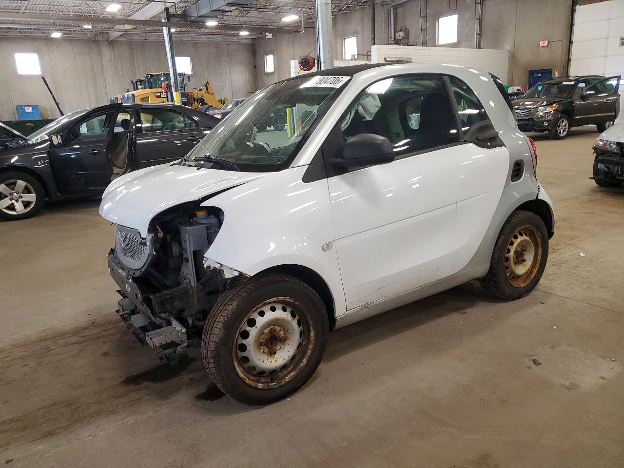Salvage Smart fortwo Image