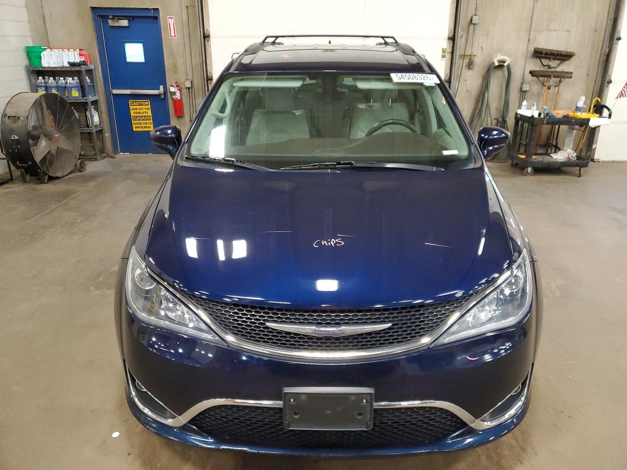 Chrysler Pacifica Touring L