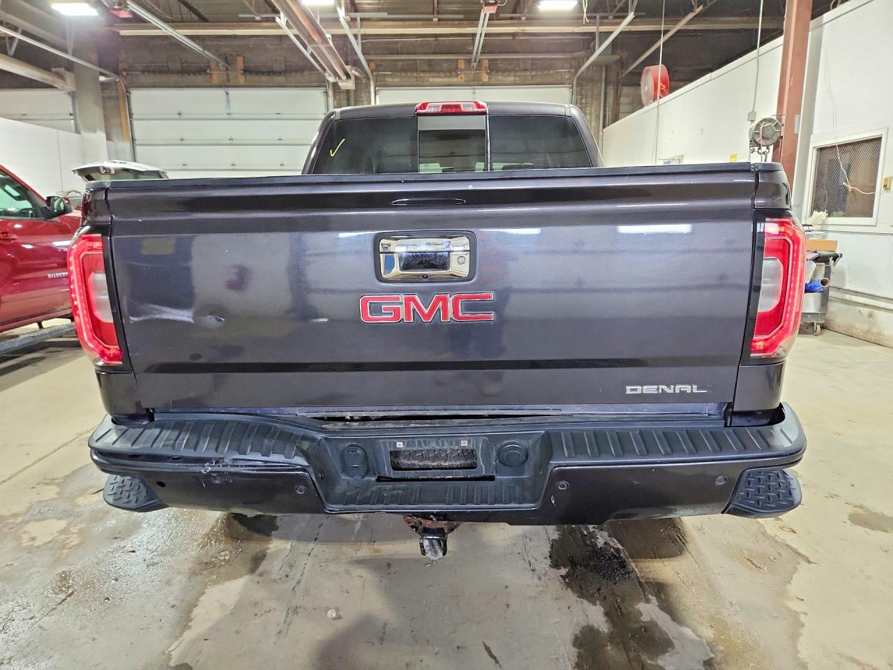 GMC Sierra K1500 Denali