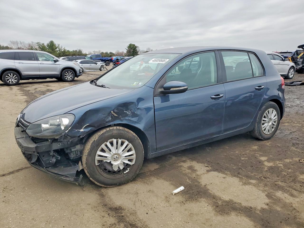 Salvage Volkswagen Golf Image