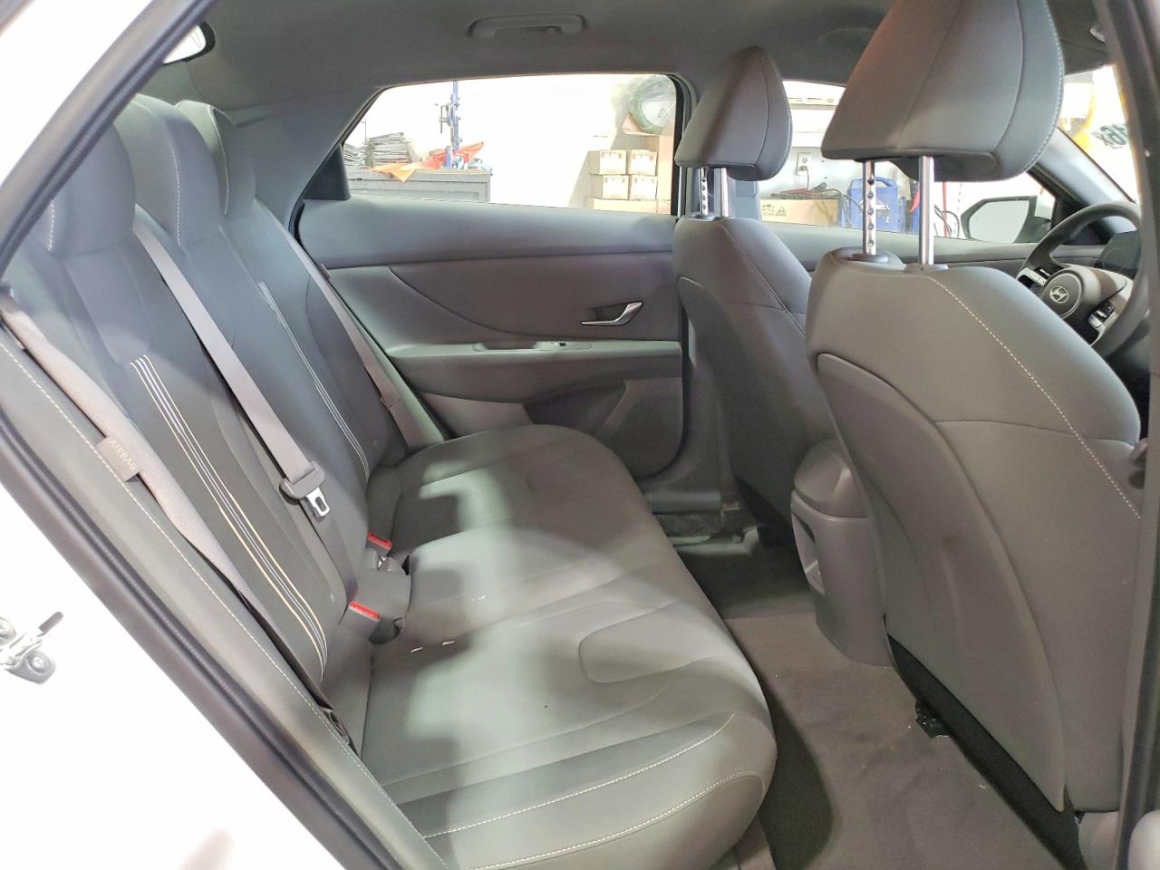 Hyundai ELANTRA Sel