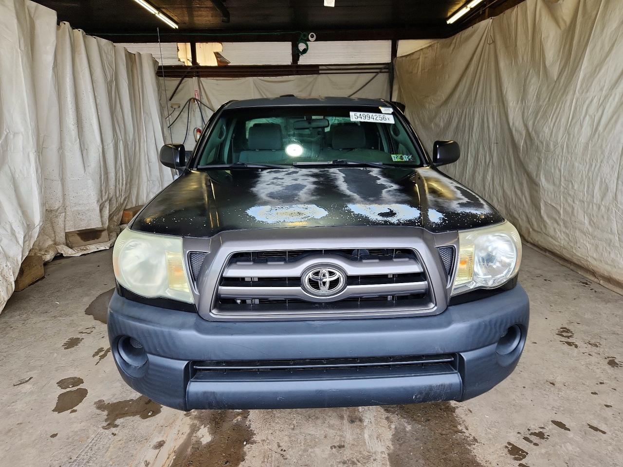 Toyota Tacoma Base