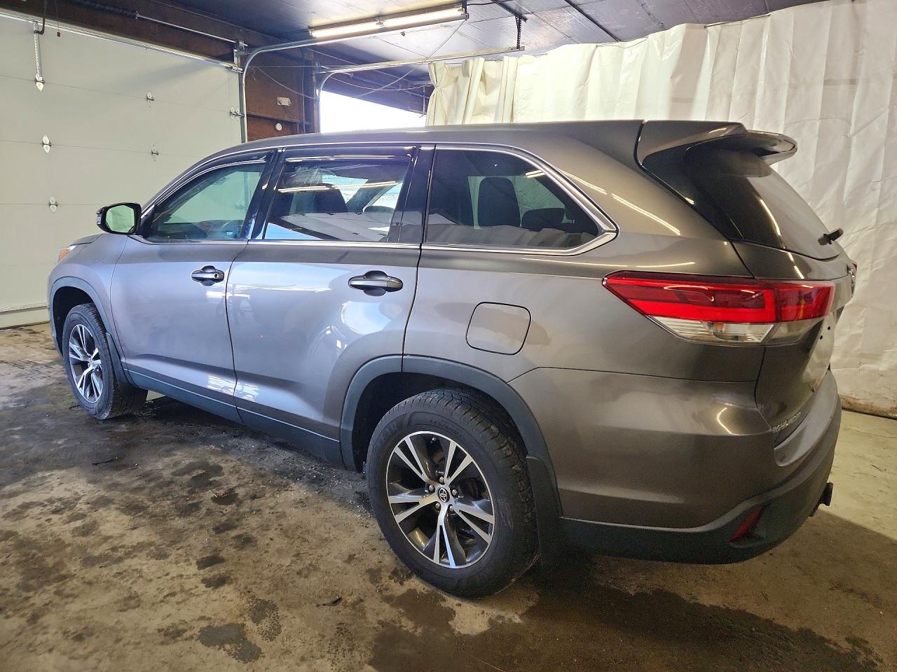 Toyota Highlander Le