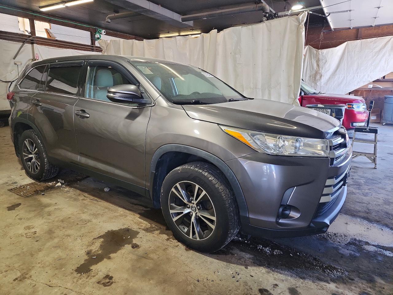 Toyota Highlander Le