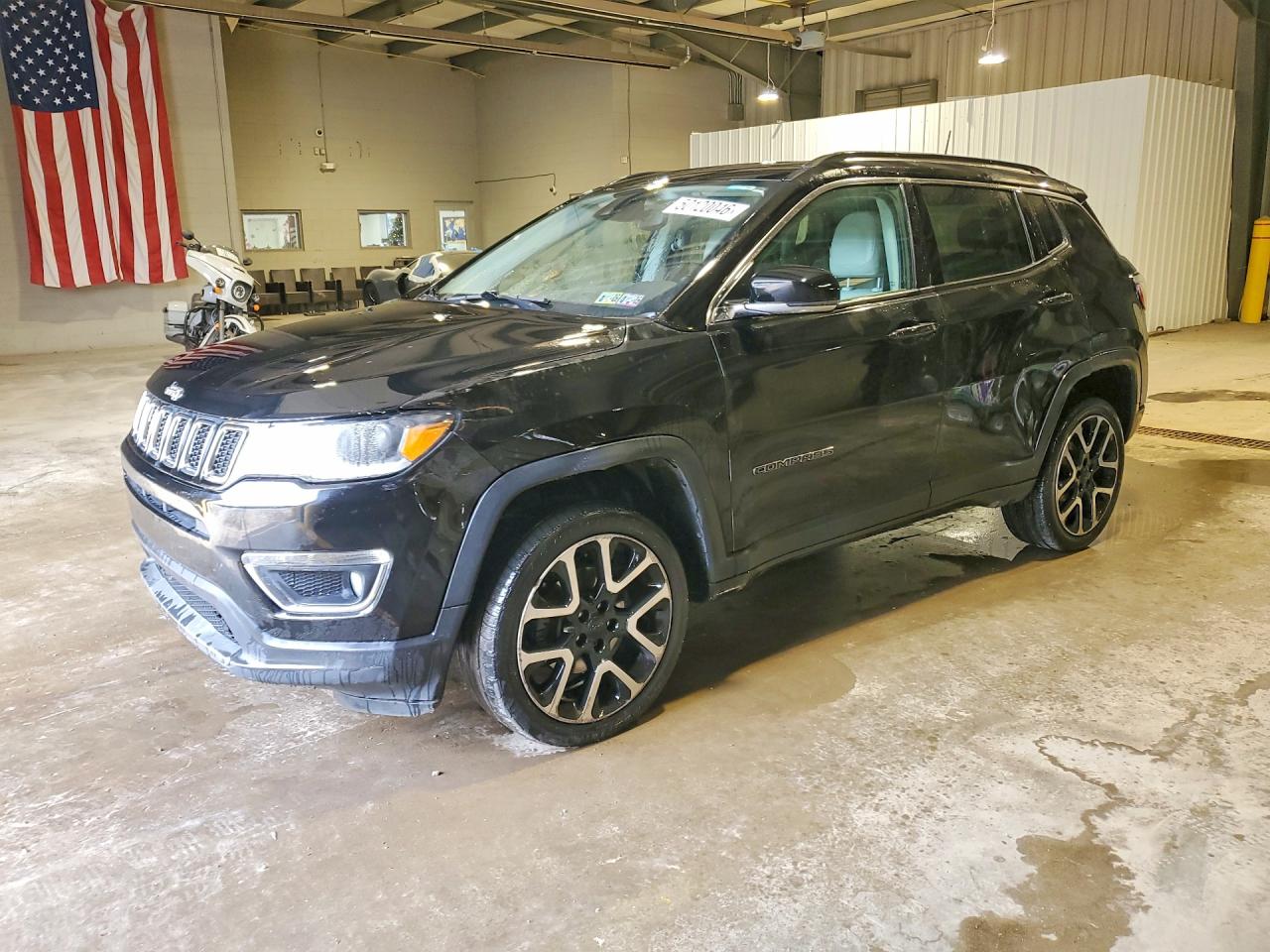 Salvage Jeep Compass Image