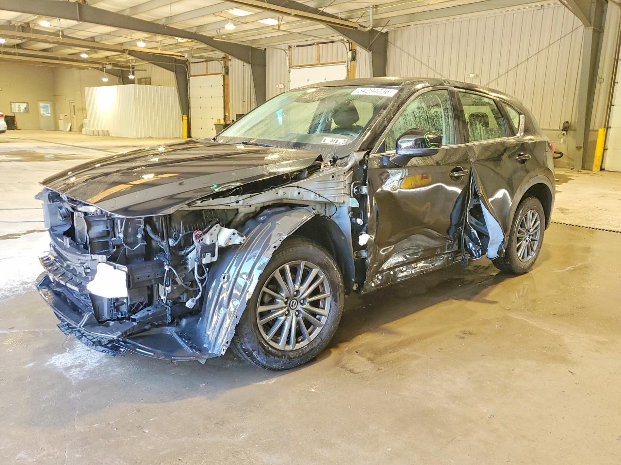 Salvage Mazda Cx Image