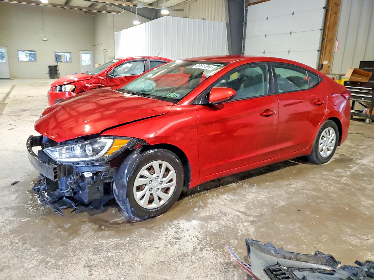 Salvage Hyundai ELANTRA Image