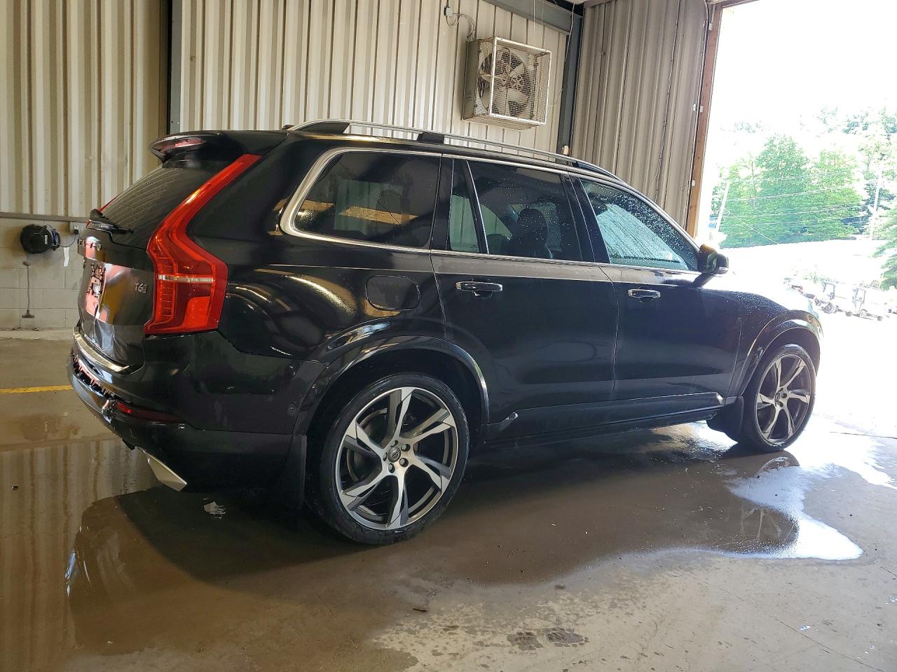 Volvo XC90 T6