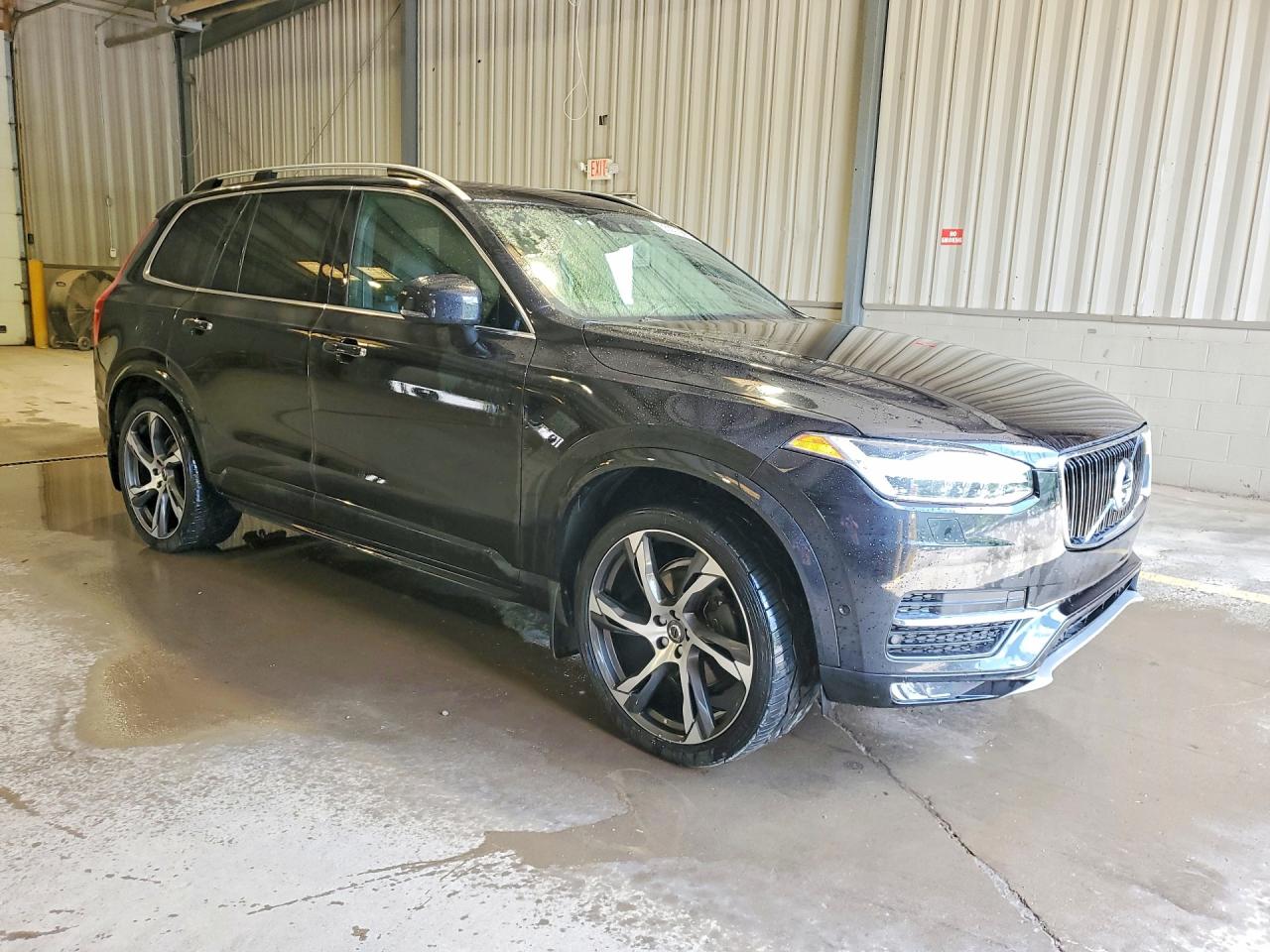 Volvo XC90 T6