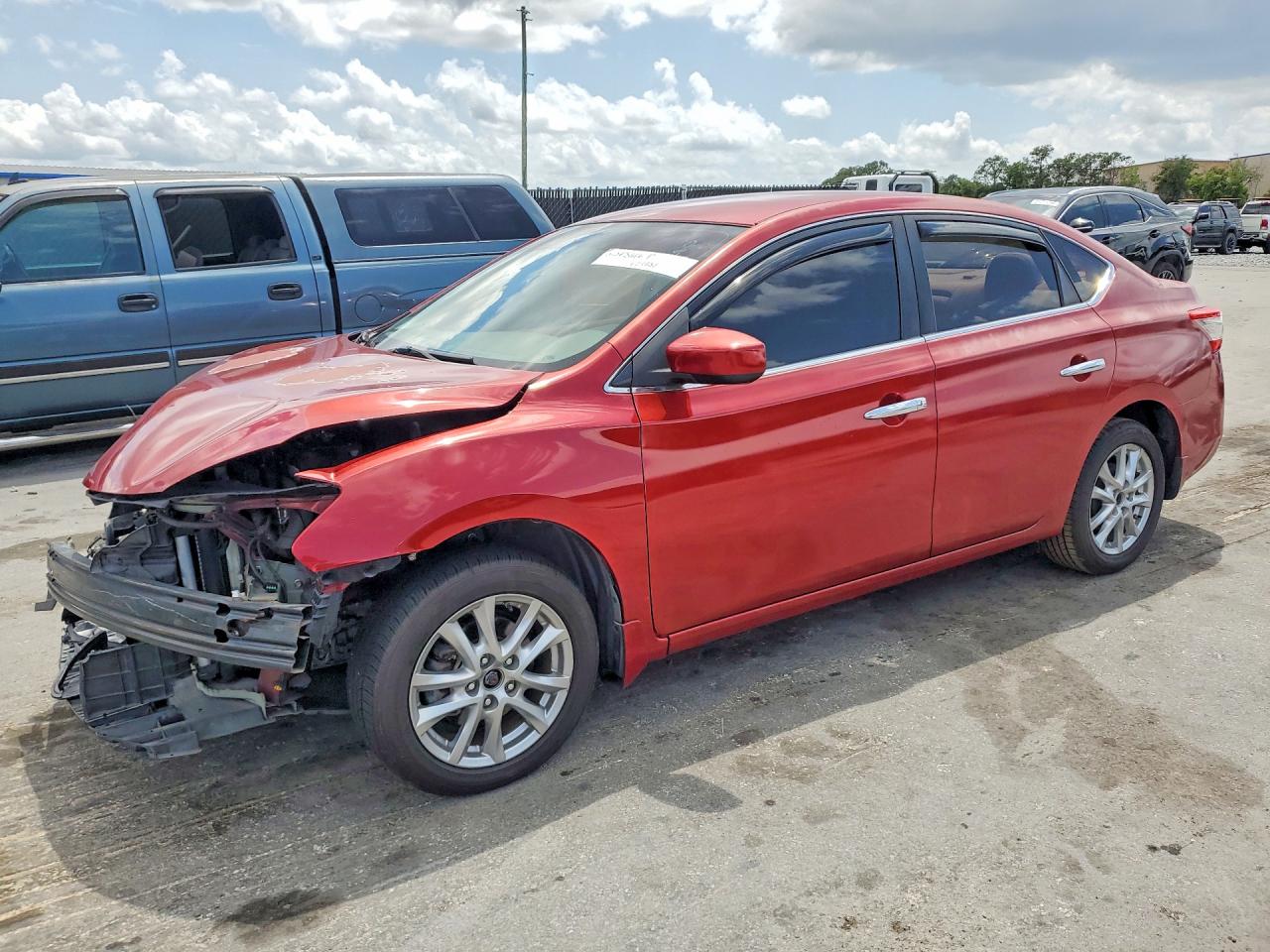 Salvage Nissan Sentra Image