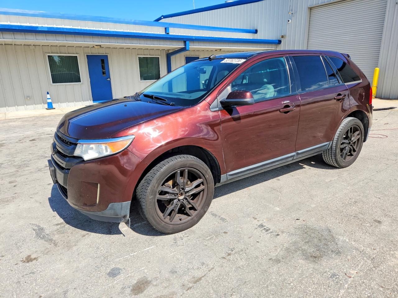Salvage Ford Edge Image