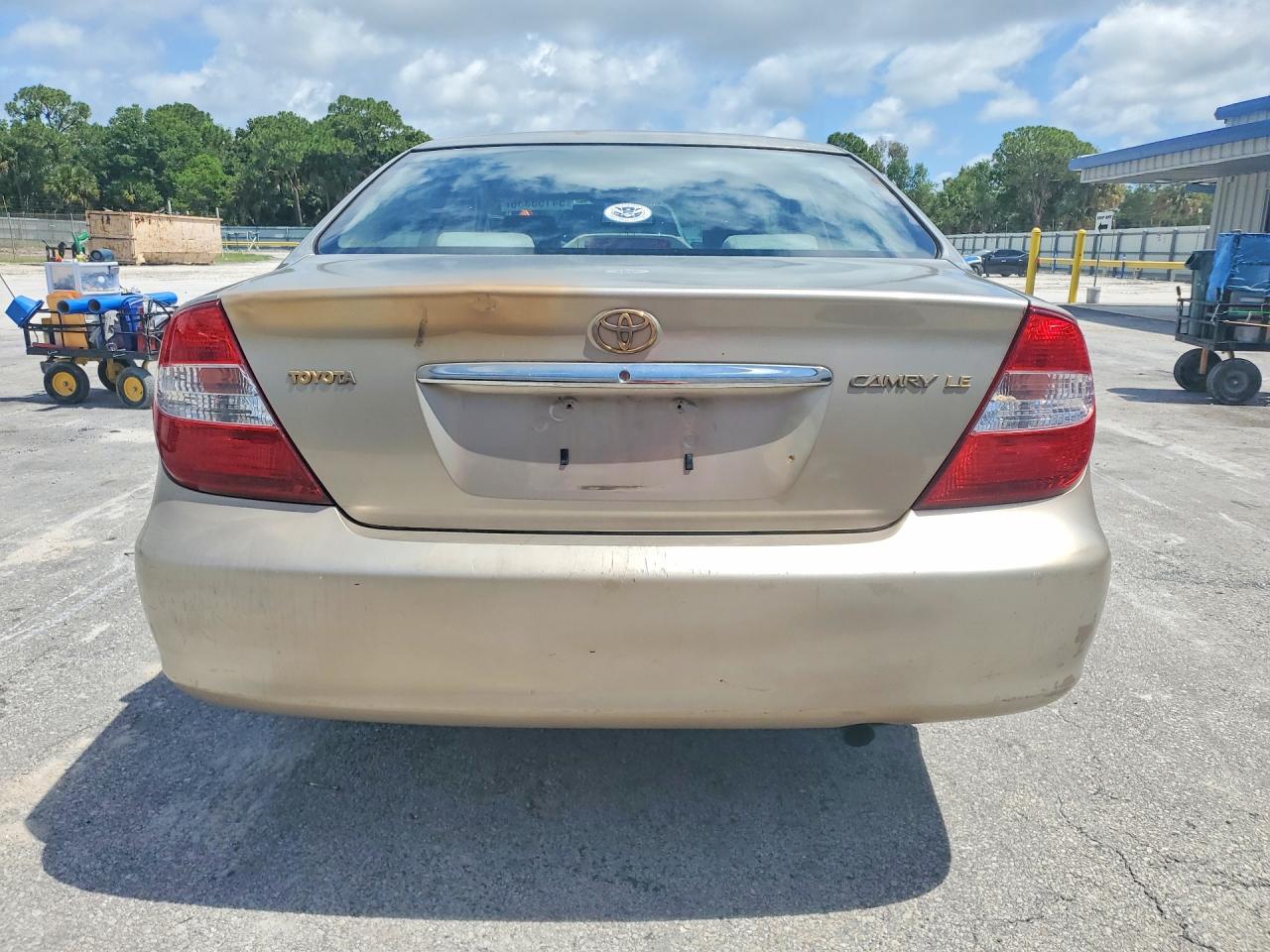 Toyota Camry Le
