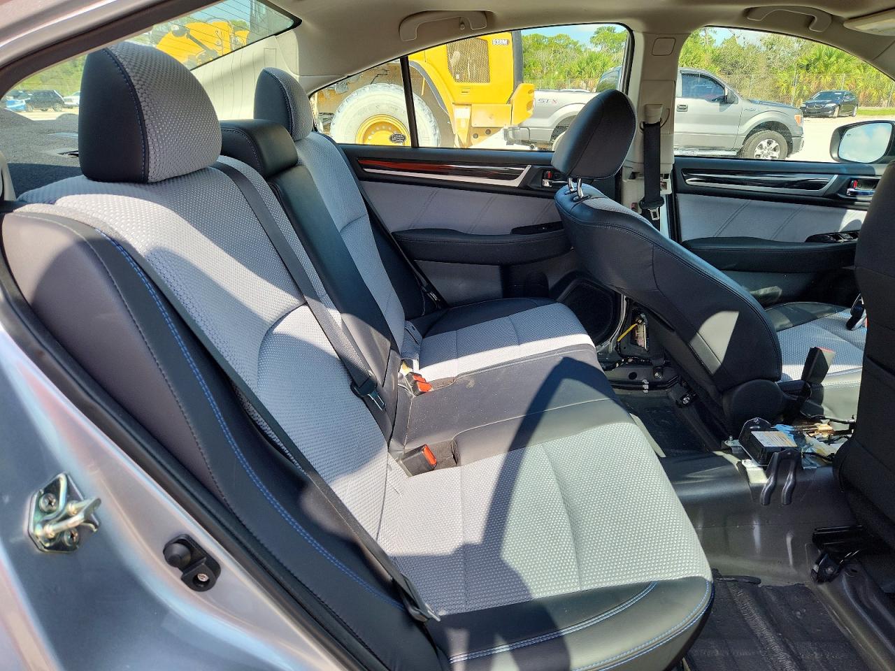 Subaru Legacy Sport