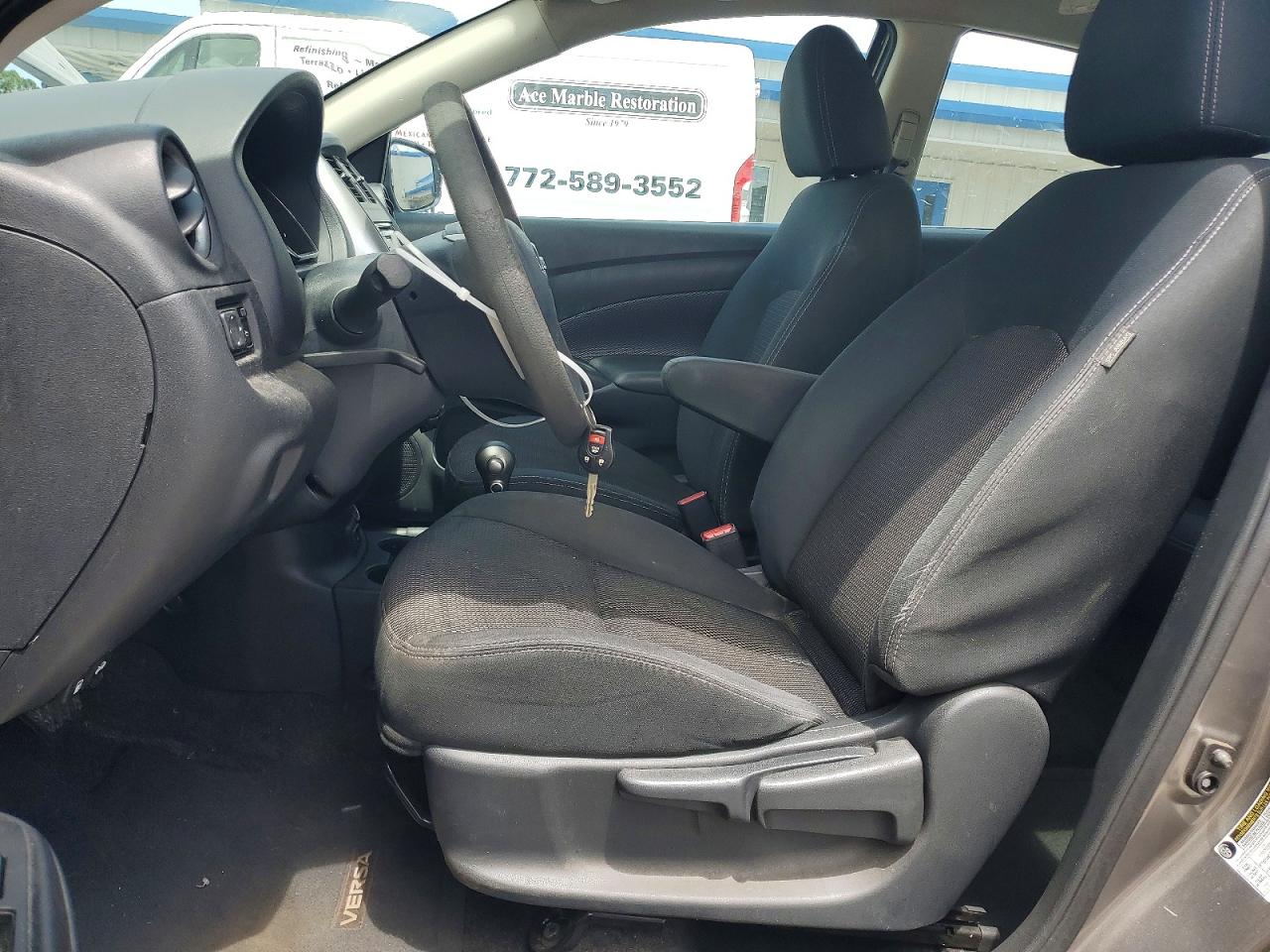 Nissan Versa 1.6 Sv