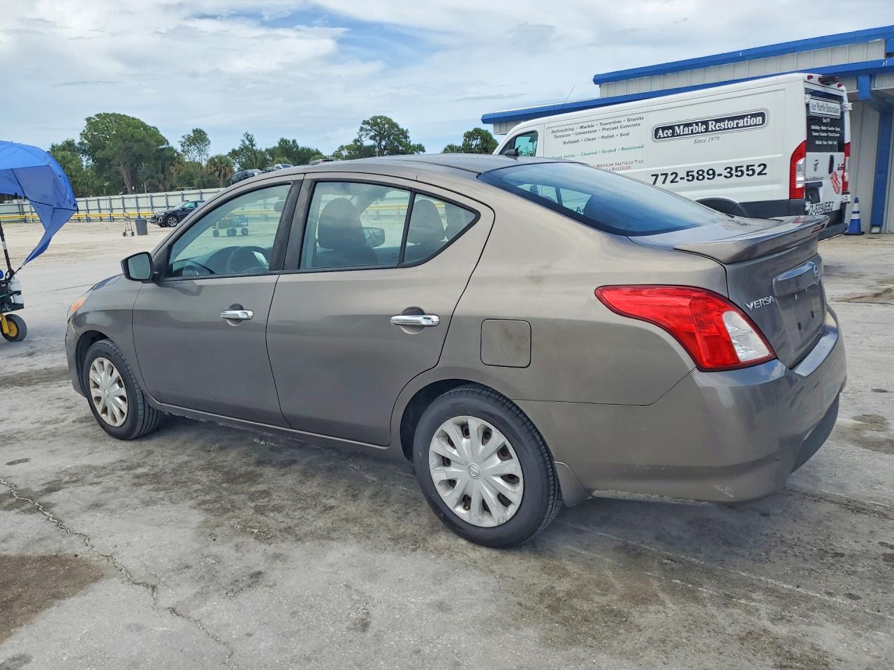 Nissan Versa 1.6 Sv