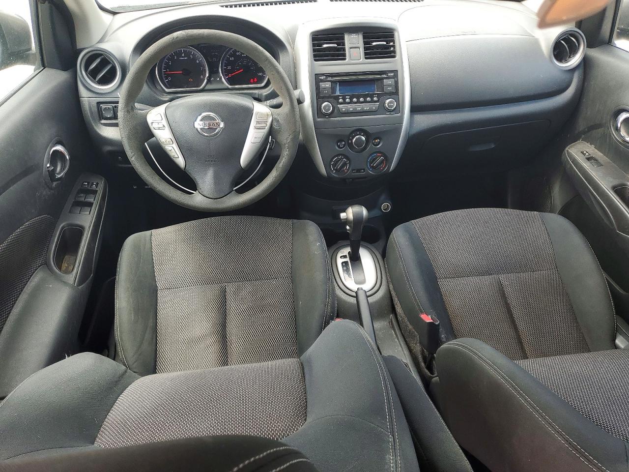Nissan Versa 1.6 Sv