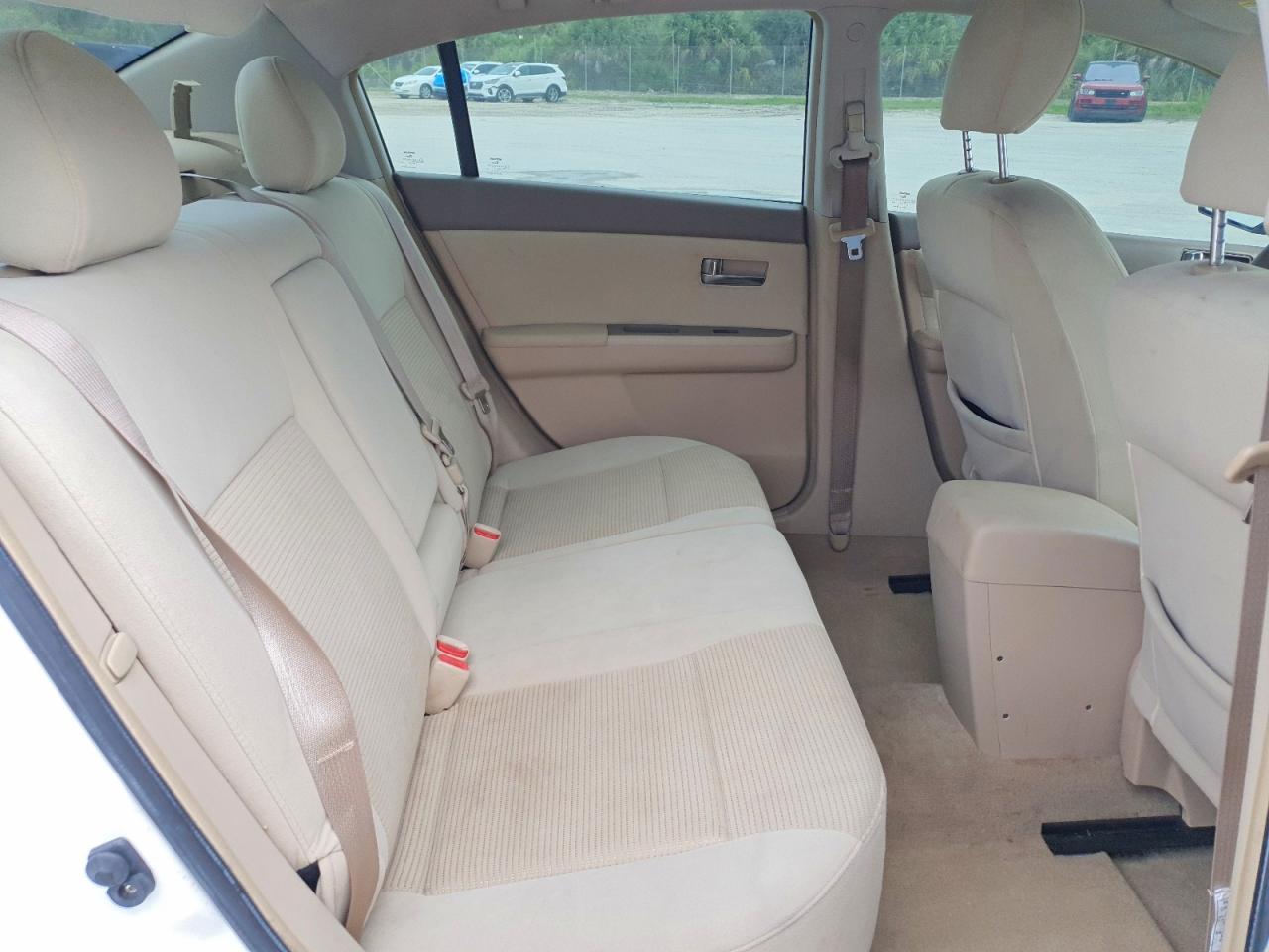 Nissan Sentra 2.0