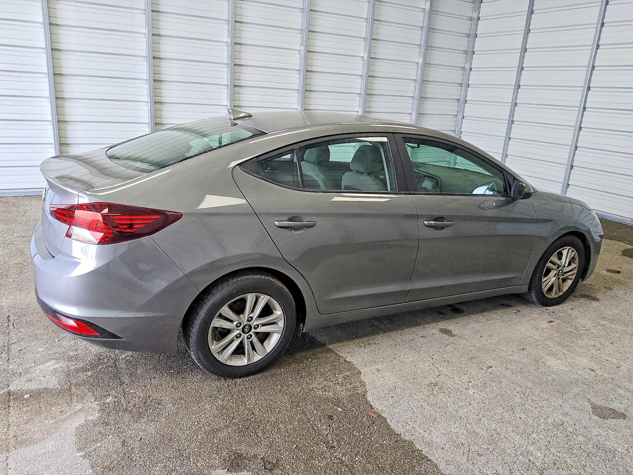 Hyundai ELANTRA Value Edition