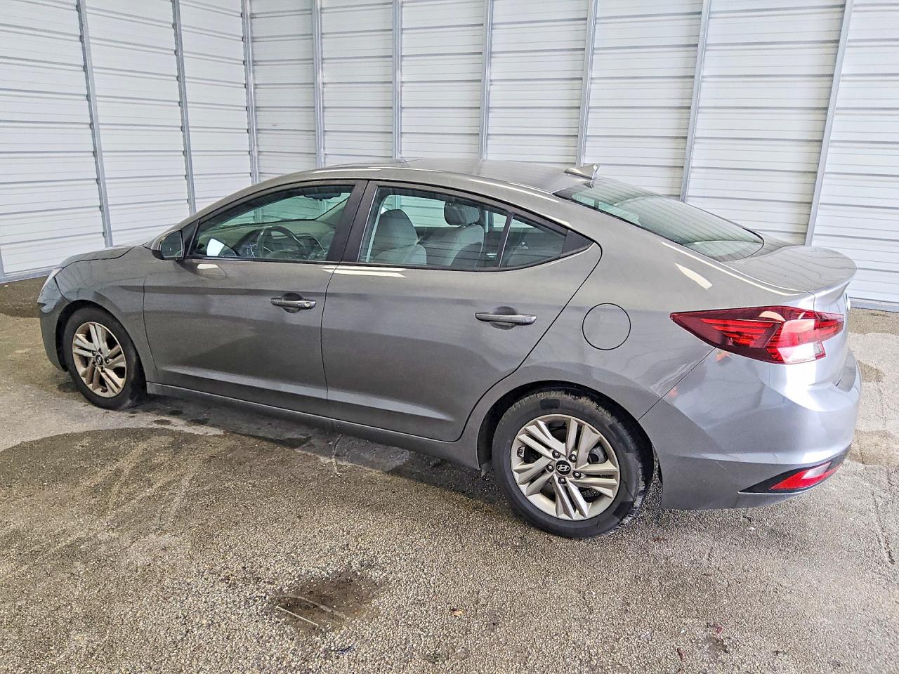 Hyundai ELANTRA Value Edition