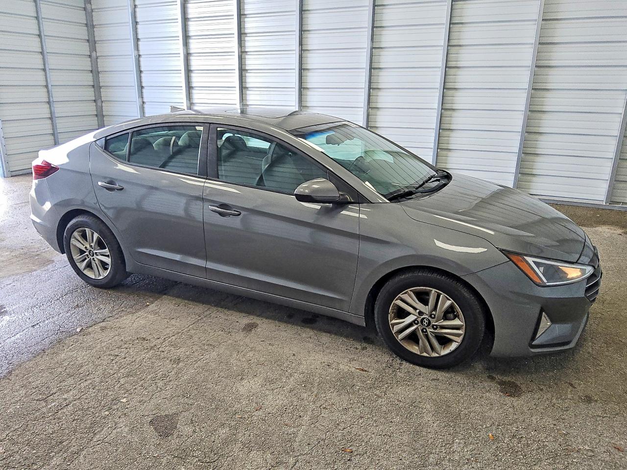 Hyundai ELANTRA Value Edition