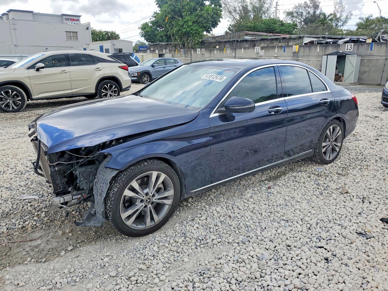 Salvage Mercedes-Benz C-Class Image
