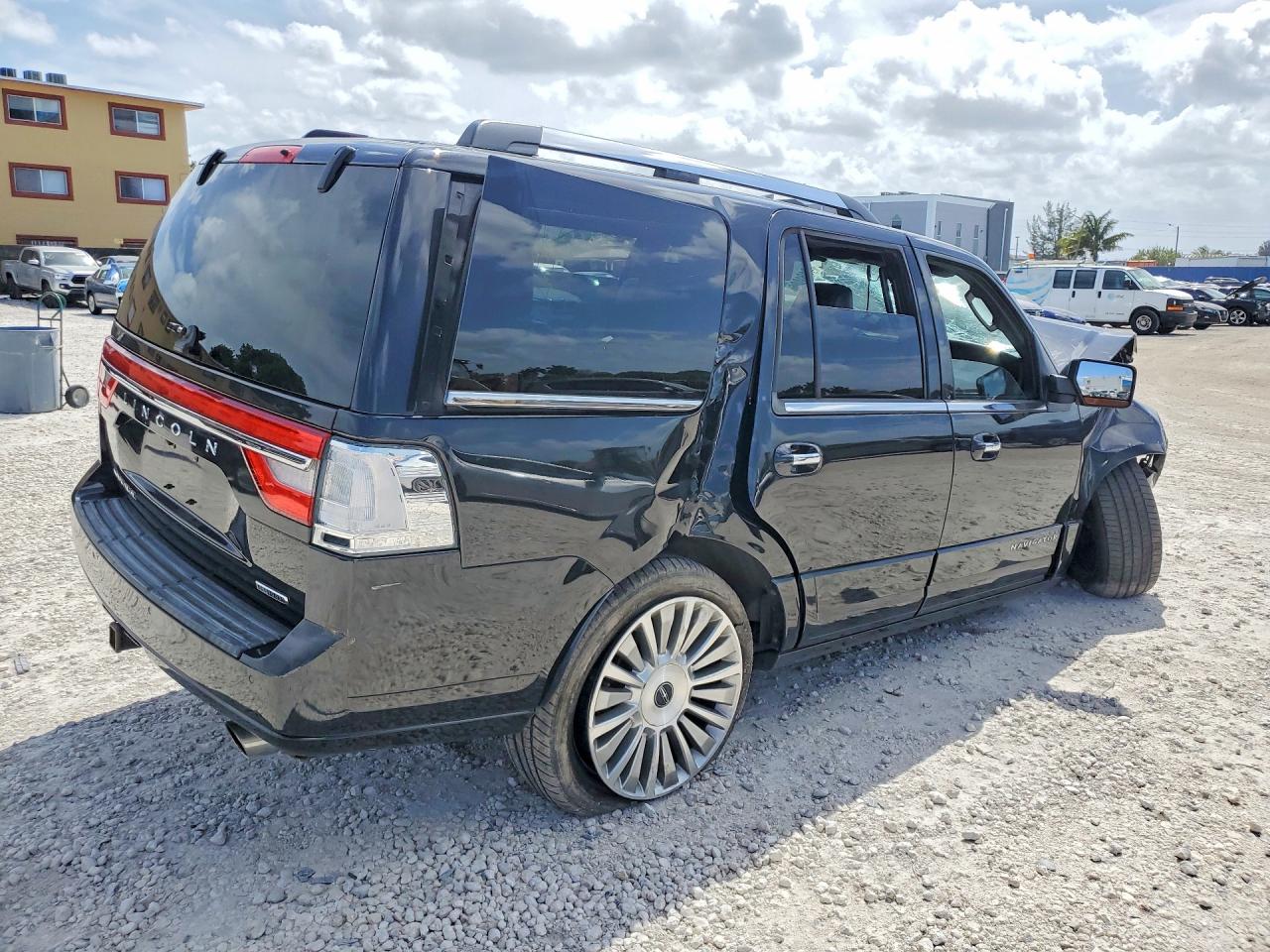 Lincoln Navigator