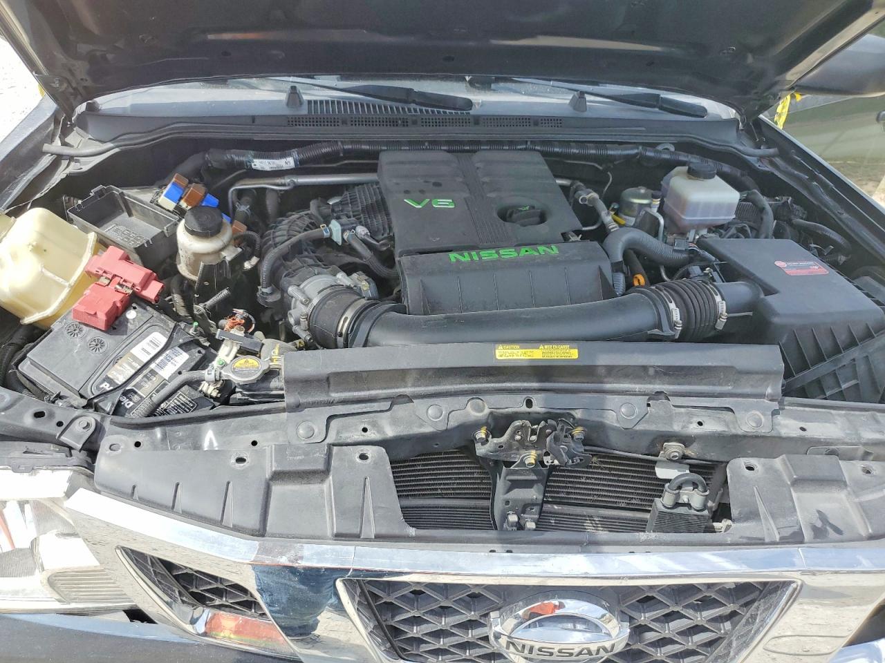 Nissan Frontier Sv
