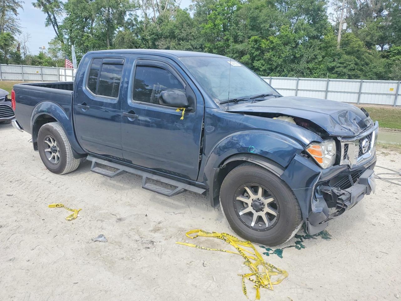Nissan Frontier Sv